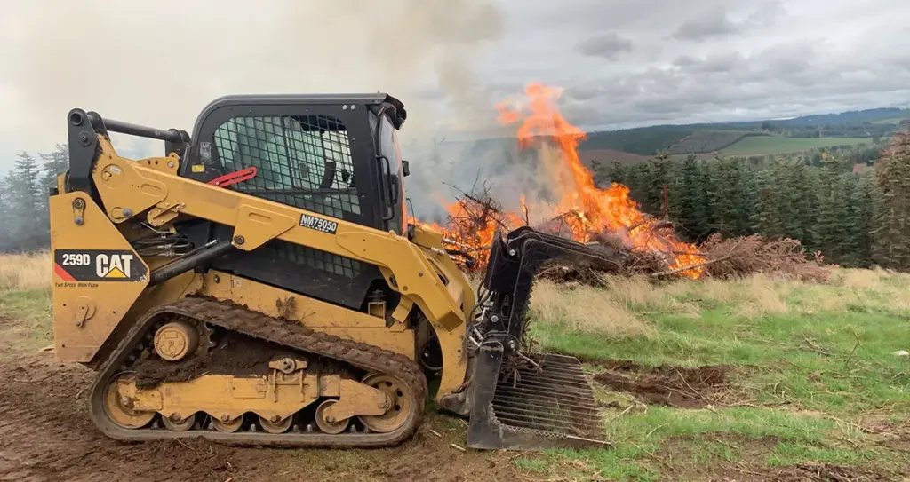 Land clearing C Bar L Development Excavation in Terrebonne Oregon (56)