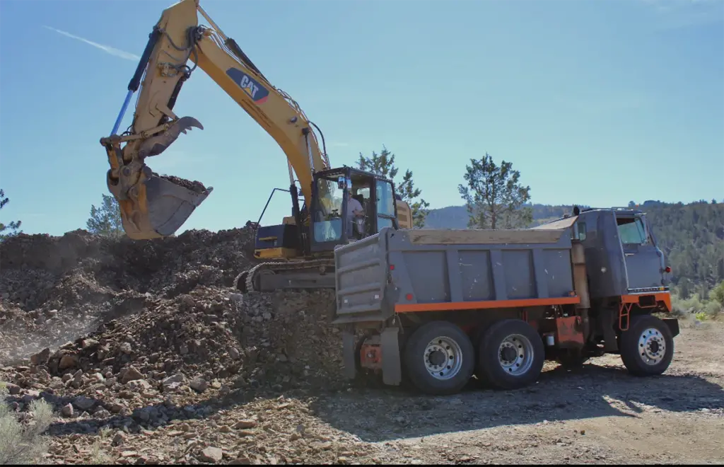 Site Preparation and rock breaking and clearing C Bar L Development Excavation in Terrebonne Oregon (61)